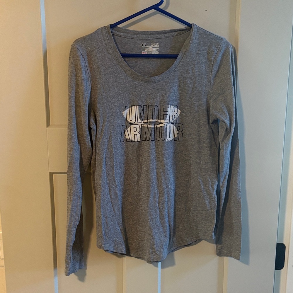 Under Armour Heather Gray Long Sleeve Tee